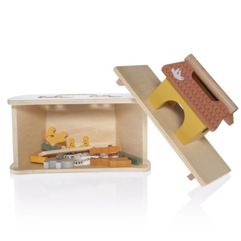 Zopa Fa játék formabedobáló játék
 Bárka