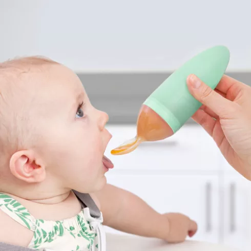 Boon Squirt bébiétel adagoló etetőkanál - menta