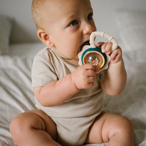 BabyOno csörgő rágóka fogzáshoz 3hó+ (1586)