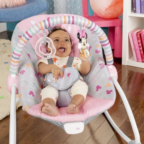 DISNEY BABY Rezgő hintaszék MINNIE MOUSE Forever Besties™ 0hó+ 18 kg-ig