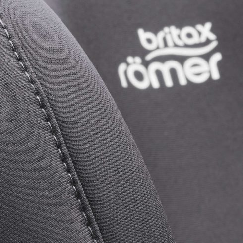 Britax Römer Safefix Classic gyerekülés 100-150 cm - Deep Grey