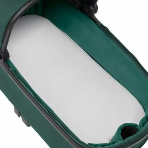 Maxi-Cosi Plaza+ babakocsi mózeskosárral
0- 22 kg, 0-4 év - Essential Green