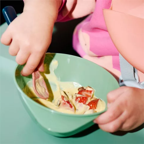 Tommee Tippee Easy Scoop etetőtálkák tetővel és kanállal 6+ - zöld/lazac 