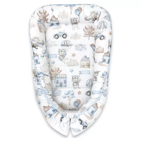 Baby Shop babafészek 55x75 cm - Kék repülő maci