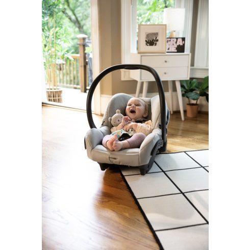 INGENUITY Morzsolókendő Cozy Lovey – Nate™ 0hó+